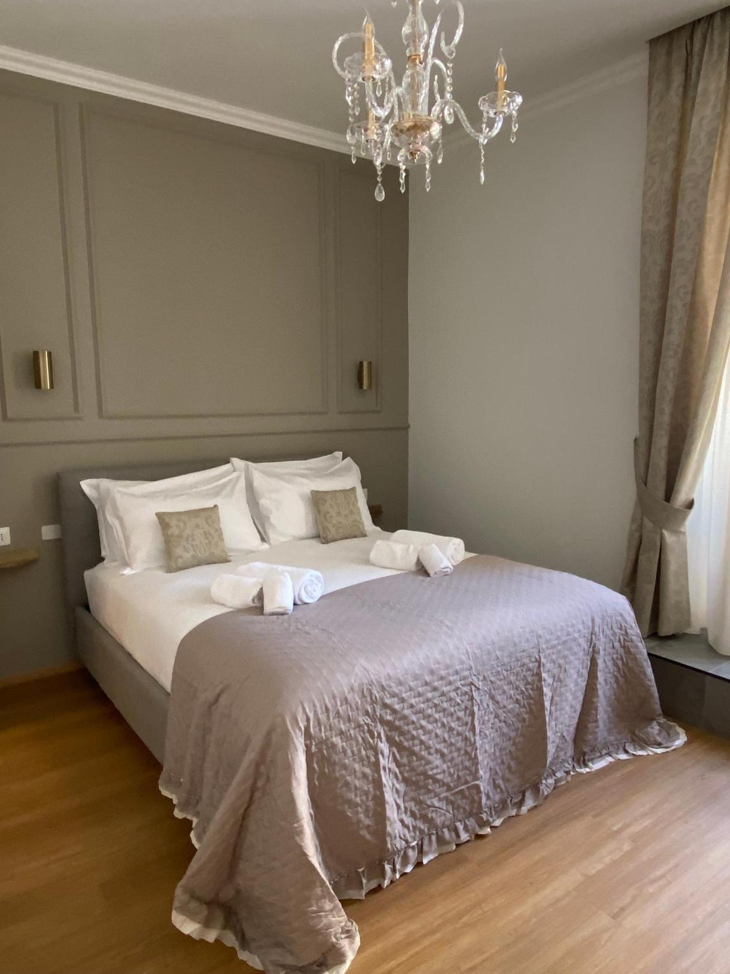 De Vince Suites - Luxury Rooms - Roma Termini Zewnętrze zdjęcie